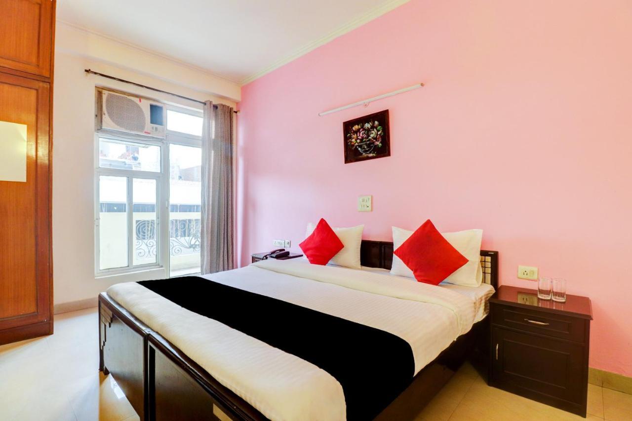 Hotel Capital O 68506 Shiv